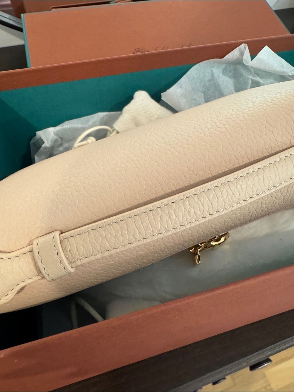 Loro Piana 19 Bag Tender Cream Pebbled Leather_Brand new - Picture 3 of 4
